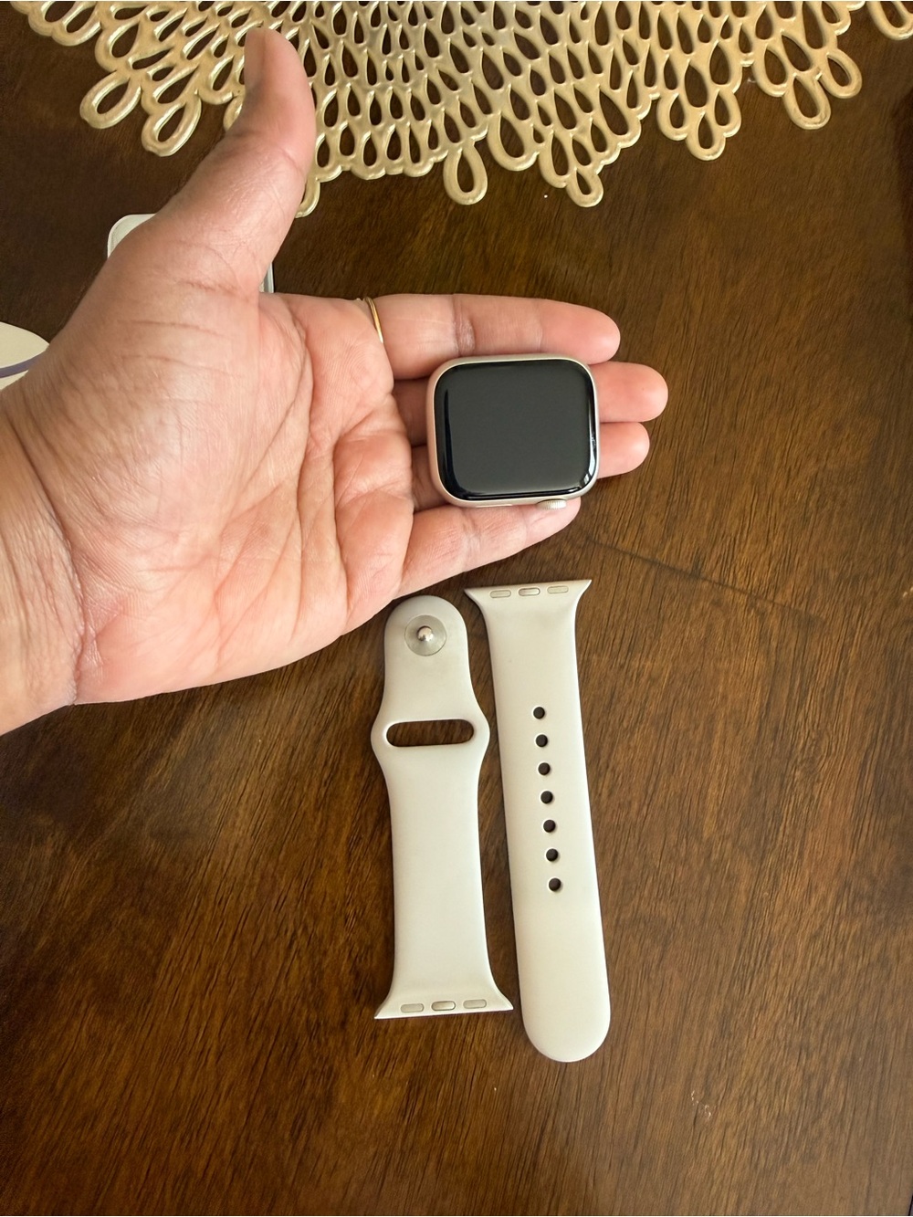 Apple Watch Series 9 GPS (2024) 41mm
Starlight Aluminum Case - Picture 5 of 11